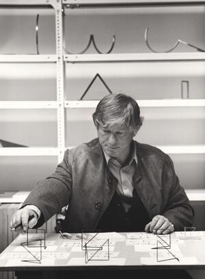 Bild vergrößern: Alf Lechner, 1983.