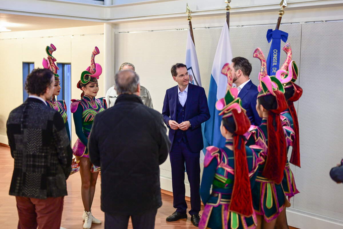 Oberbrgermeister empfngt Circus Krone