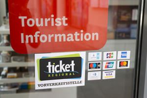 Bild vergrößern: Die Tourist Info ist jetzt auch Ticket Regional Vorverkaufsstelle