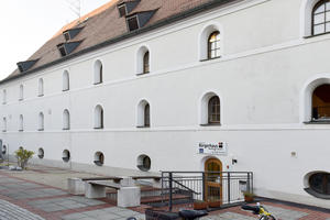 Bild vergrößern: Die Beratung findet im Neuburger Kasten, Fechtgasse 6 (Erdgeschoss) statt.