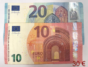 28 Euro Lese-ausweis für 1 Jahr