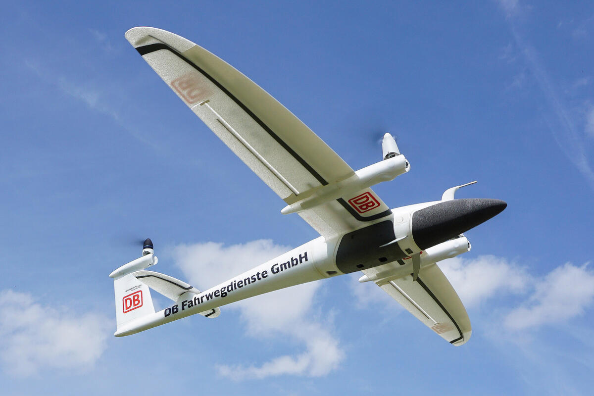 Projekt "FreeRail" - Umfrage zu autonom fliegenden Drohnen