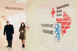 Bild vergrößern: Impfzentrum im Donau-City-Center