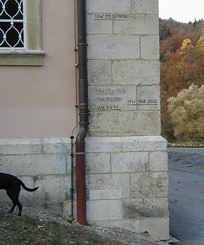 Weltenburg, Hochwassermarken. Foto: Kurt Scheuerer